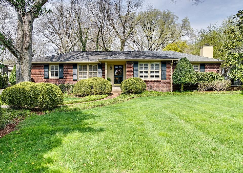 1st image of 222 Woodmont Cir