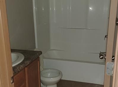2nd image of 112 Corral Way APT B