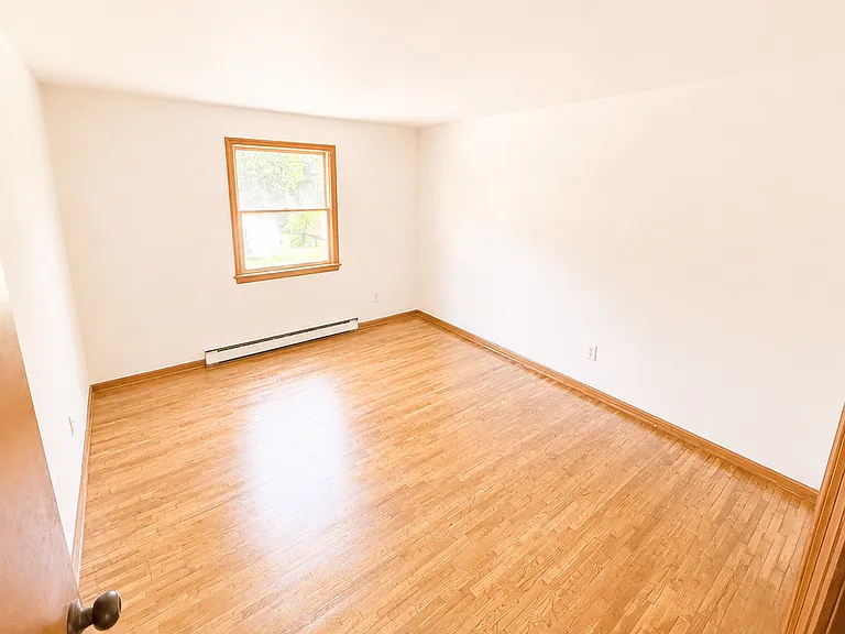 152 McCarty Ave — Photo 32