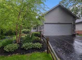 8838 Cedar Ln, Clarkston, MI 48348