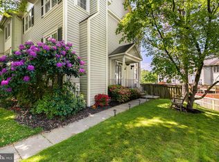 8742 Delcris Dr, Montgomery Village, MD 20886