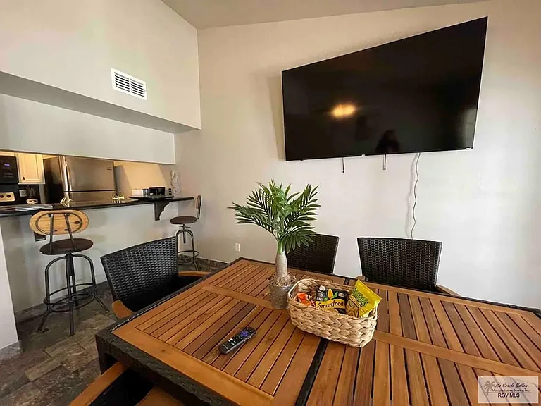 117B Mesquite St — Photo 10
