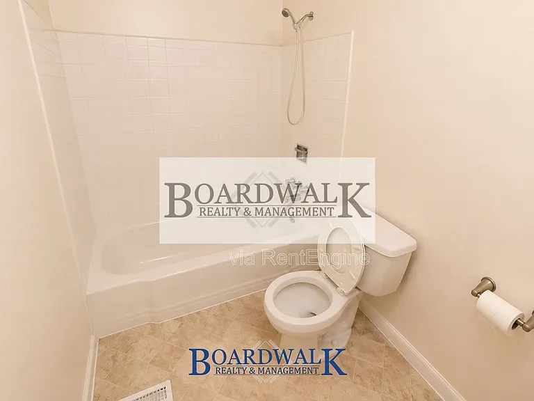 4653 W Harman Dr #3 — Photo 9