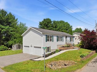 1 Bobcat Ln, Berwick, ME 03901