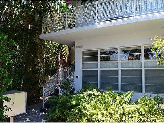 4th image of 1235 Euclid Ave APT 1