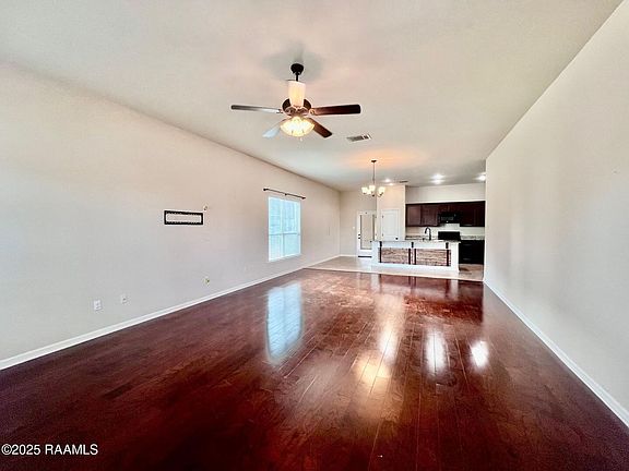 3rd image of 303 Ouachita Dr