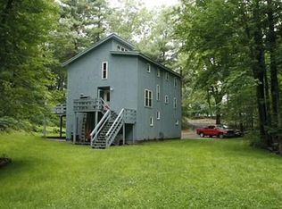 31 Ferry Hill Rd, Granby, MA 01033