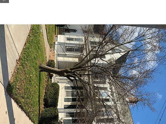 3rd image of 19 E Cochran St