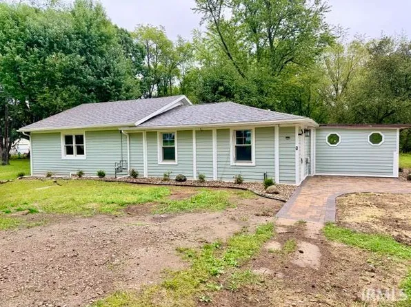 52776 Shellbark Ave, South Bend, IN 46628