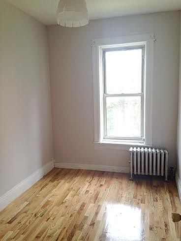 2nd image of 1675 Lincoln Pl APT 4C