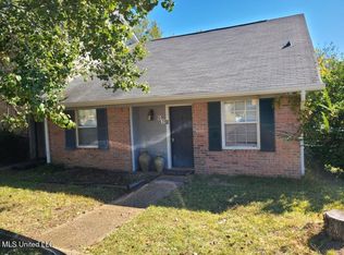 36 Meadowoods Ter, Jackson, MS 39211