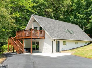 2276 Allenridge Dr, Sevierville, TN 37876