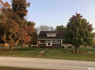 955 230th St, Aledo, IL 61231