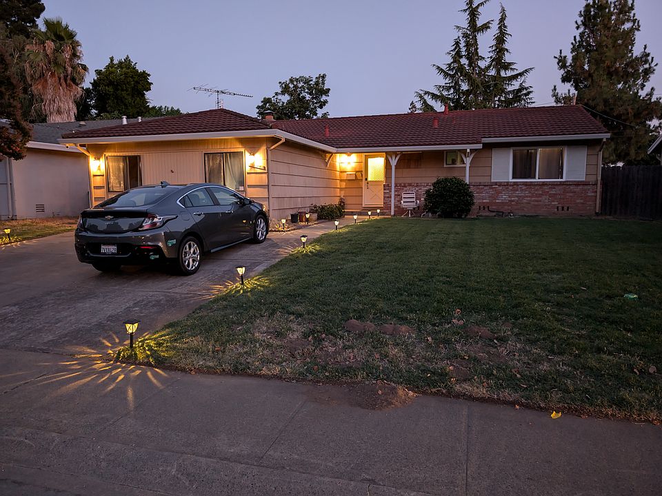 1st image of 10104 La Placita Dr