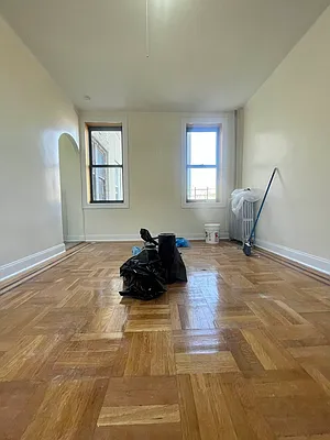 Rented by BRICK & GALO REALTY CORP | media 7