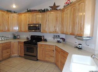 617 Garner Ave, Evanston, WY 82930