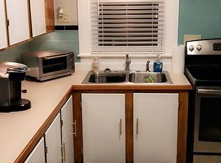 10 Andrews Ave, West Warwick, RI 02893