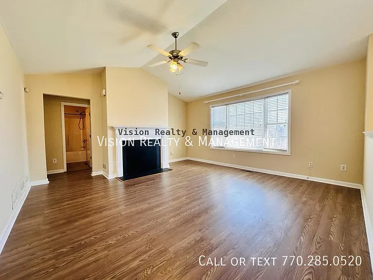 4841 Ventnore Pl — Photo 3
