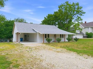 205 N Saint Nicholas St, Eureka, KS 67045