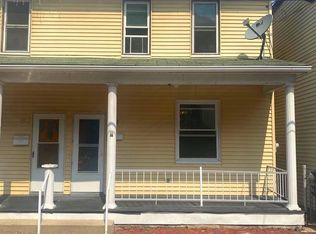 13 W Savory St, Pottsville, PA 17901