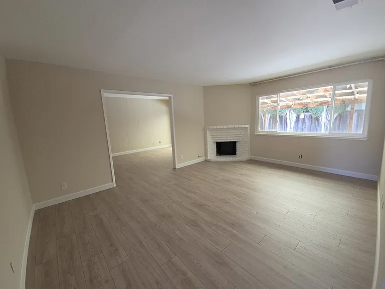 1868 Castro Dr — Photo 4