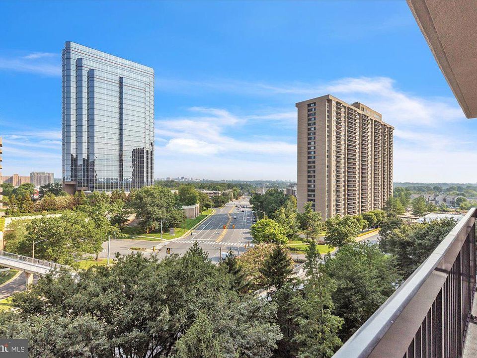 1st image of 3709 S George Mason Dr APT 801E