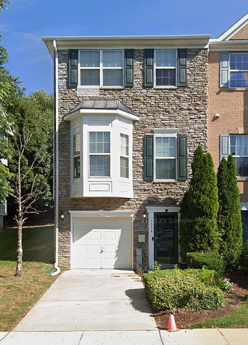 1st image of 3314 Castle Ridge Cir #17