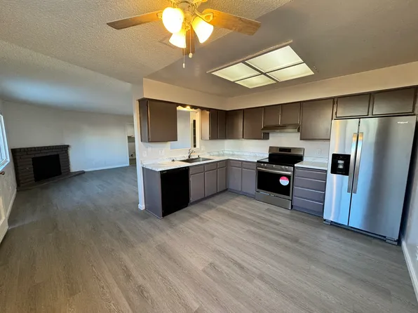 22221 I St #B, Santa Margarita, CA 93453