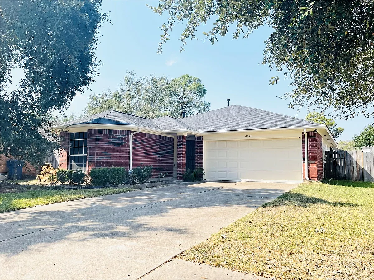 Building Photo - 8234 Viny Ridge Dr
