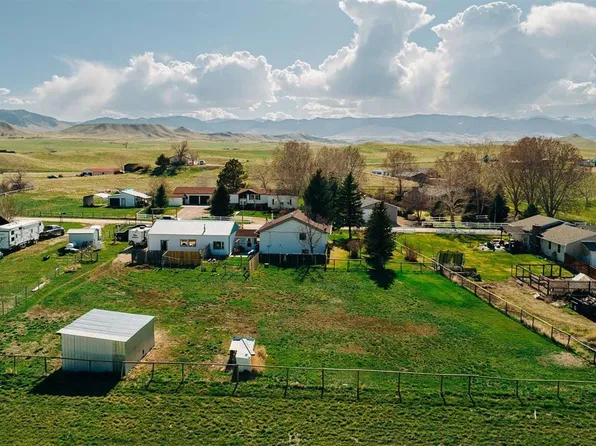 17 Rose Dr, Buffalo, WY 82834