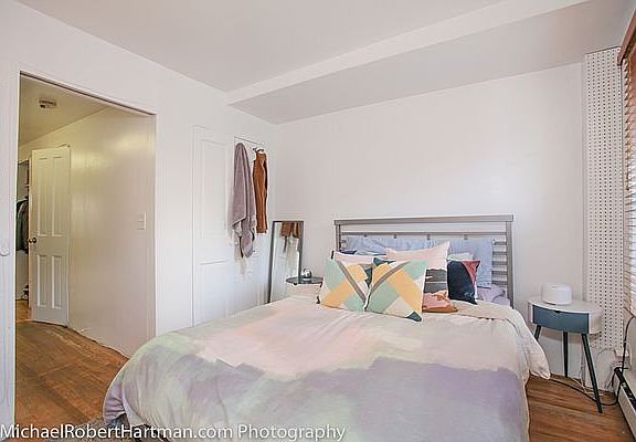4th image of 34 E 1st St #2L