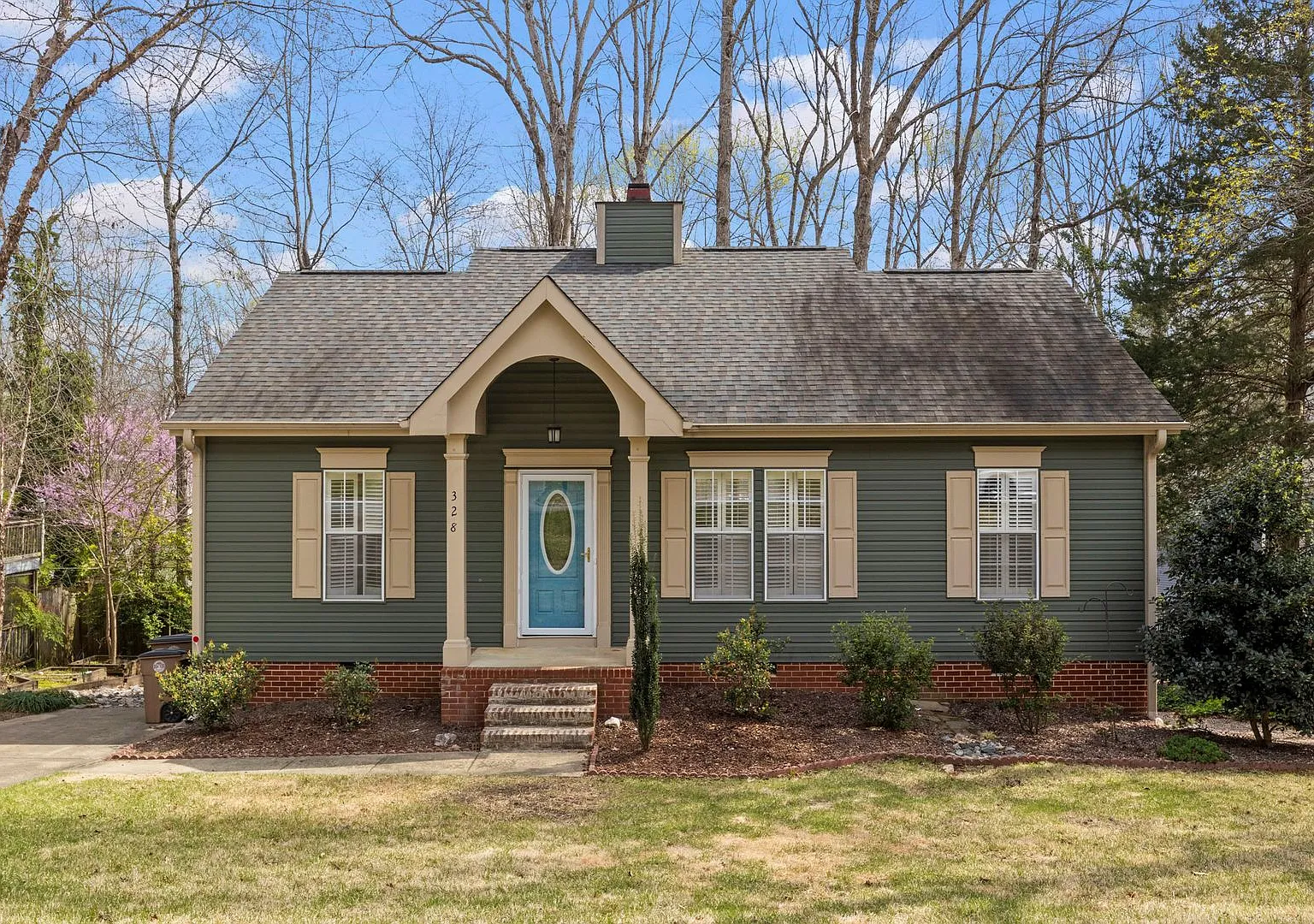 Great Wake Forest Location — Photo 1