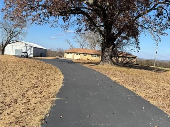 200 E Kibler Hwy, Alma, AR 72921