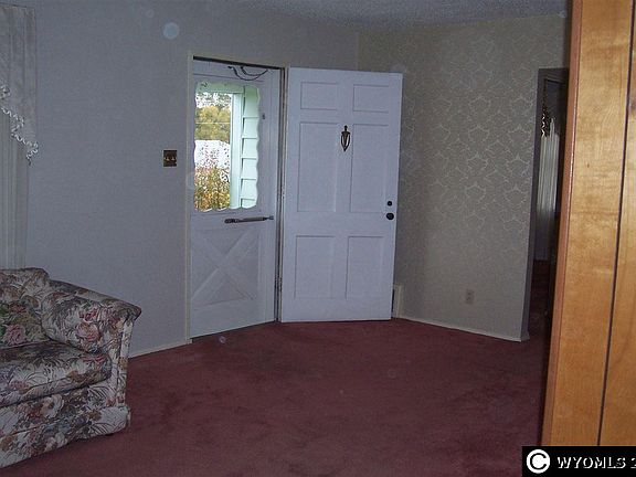 2nd image of 1011 McKinley Ave