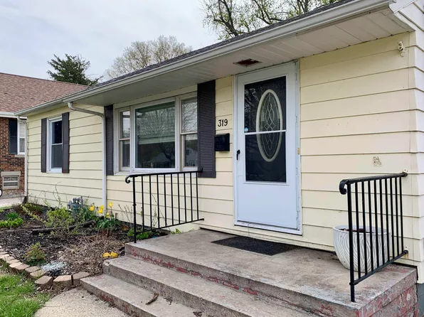 319 Superior St, Jacksonville, IL 62650