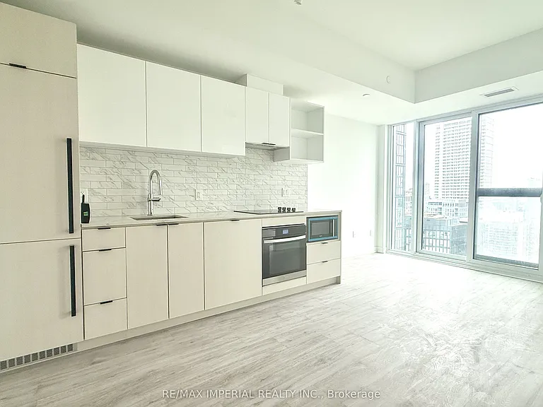252 Church St #3512 — Photo 7