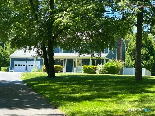 7 Goundry Drive, Waterford, CT 06385