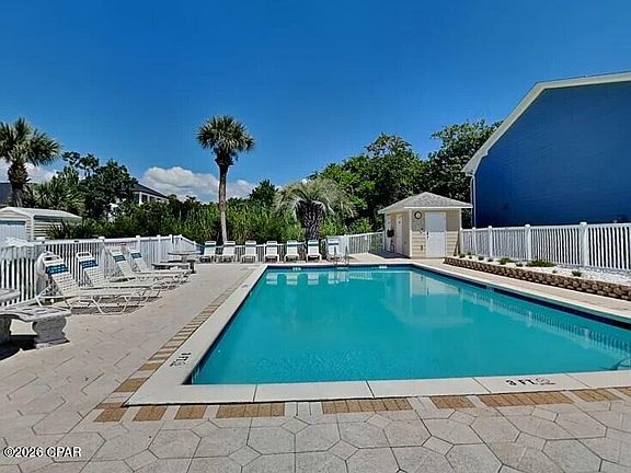 5th image of 4 Villa Ct