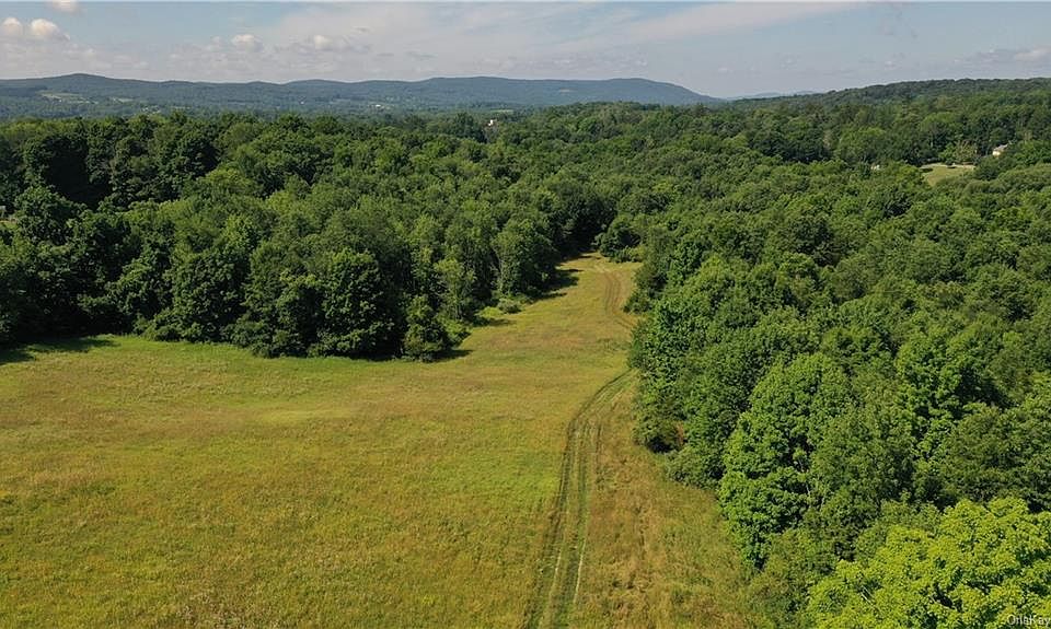 56 Maple Ave, Warwick, NY 10990 Zillow