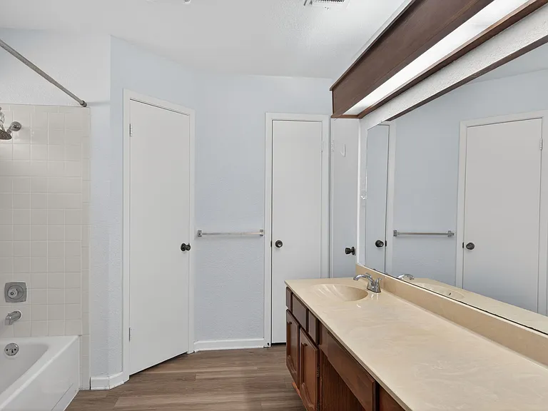4659 Wetz Dr — Photo 16