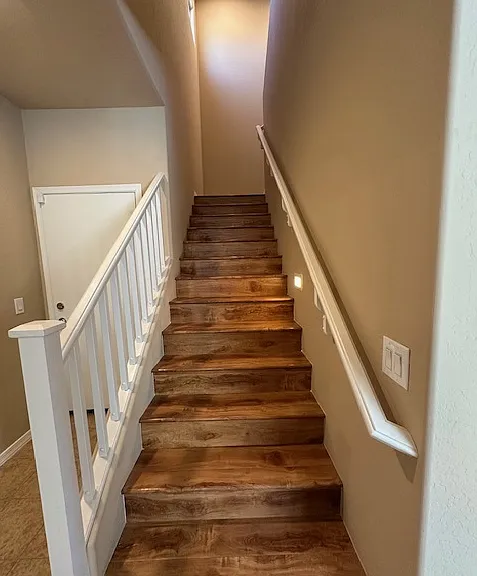 147 E Carob Dr — Photo 17