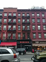 200 Eighth Avenue in Chelsea