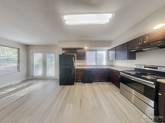 4th image of 6805 Brookwood Ct