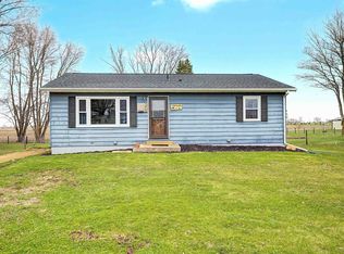 208 W Garfield Ave, Pearl City, IL 61062