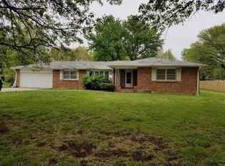 602 S Westview Dr, Chanute, KS 66720
