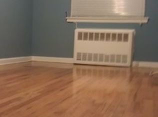 2915 23rd Ave #2, Astoria, NY 11105