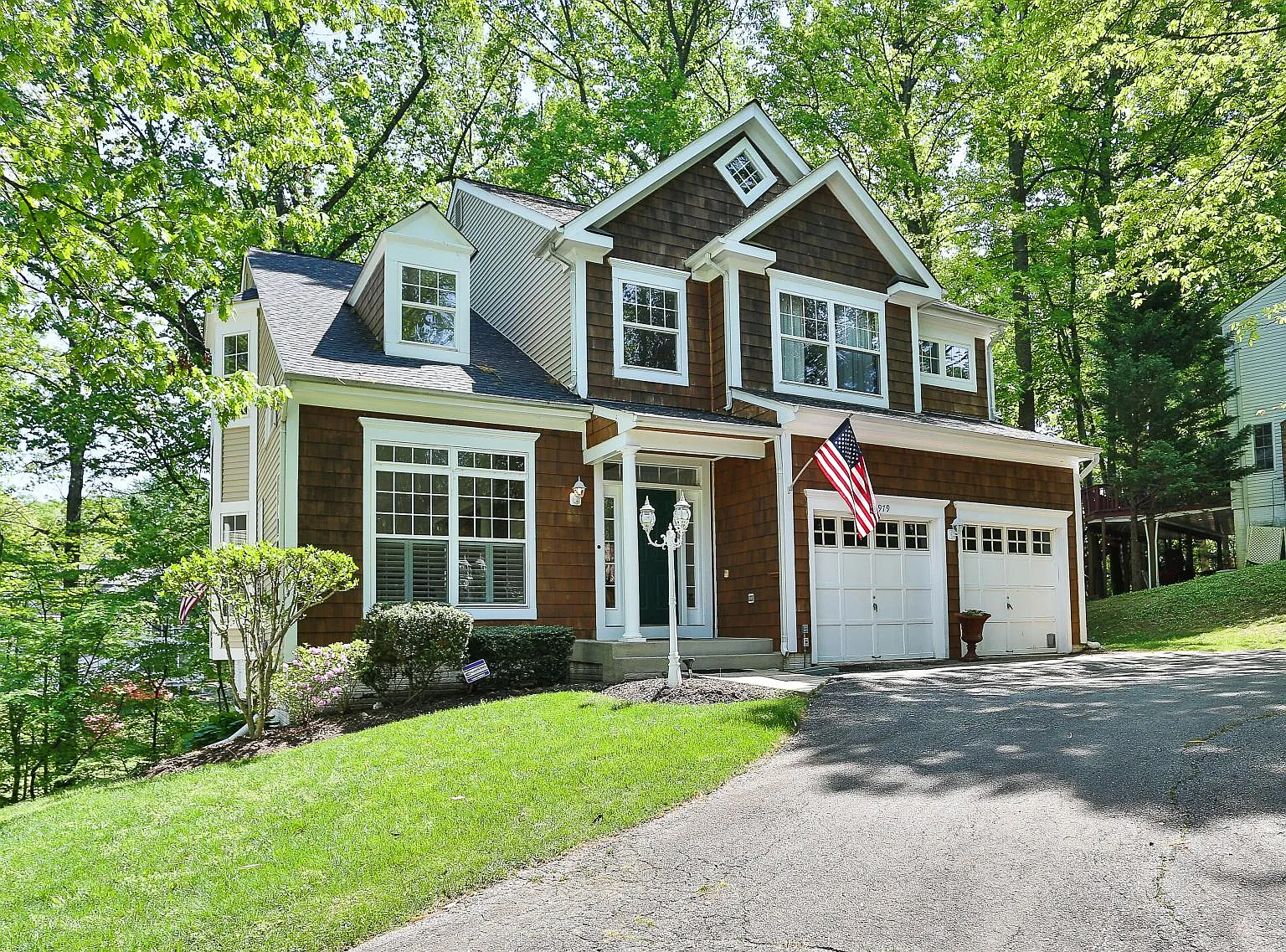 4 bed, 3.5 bath, 2692 sqft, $3,850 — Photo 1