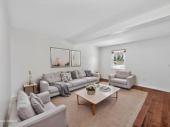 3rd image of 6355 Corbly Rd Unit 4