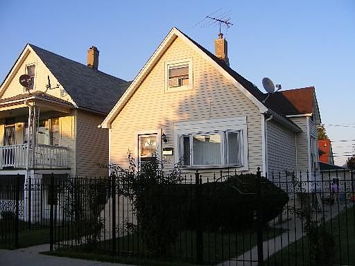 Large Home, Oversized Lot