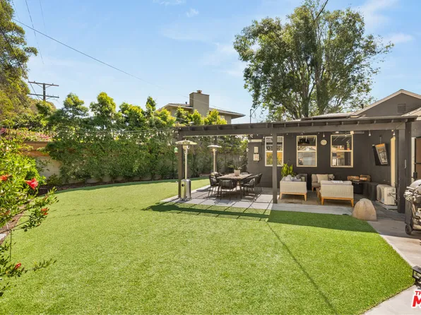 5981 W 74th St, Los Angeles, CA 90045